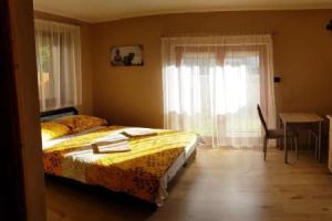 Napsugár Apartmanház, Балатонсабади Фюрдотелеп