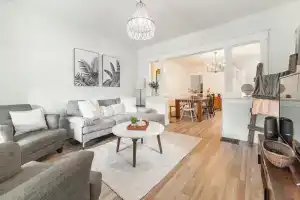 Cozy 3BR Home in Bates-Hendricks, Индианаполис