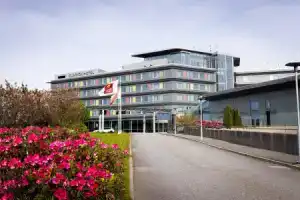 Clarion Hotel Bergen Airport, Берген