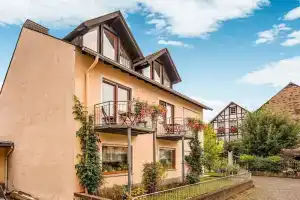 Alluring Holiday Home in Ernst With Balcony, Эрнст