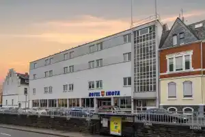Hotel «Imota», Нойвид