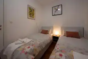 Apartment Miss Tina, Трогир