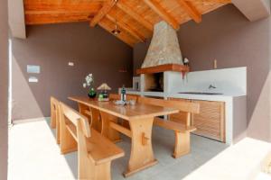 Five bedroom villa Emily with pool, Медулин