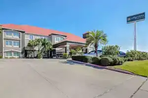 La Quinta Inn & Suites by Wyndham Corpus Christi Airport, Корпус-Кристи