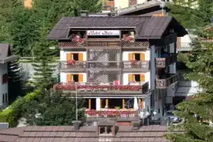 Hotel «Italo», Мадонна-ди-Кампильо