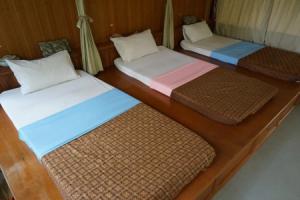 Country Lake View Hotel, Супхан-Бури