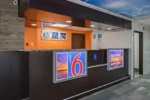 Motel «6-Savannah, GA - Midtown», Саванна