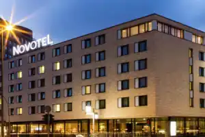 Отель «Novotel Hamburg City Alster», Гамбург