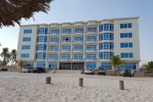 Отель «Beach», Салала