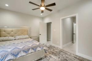 Modern & Pet-friendly Home: 3 Mi to Dtwn Knoxville, Ноксвилл