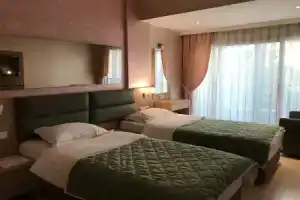Marin-a Hotel, Тургутреис