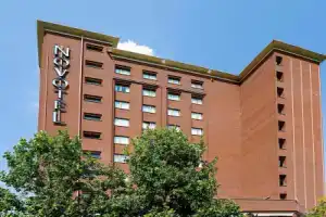 Отель «Novotel Torino Corso Giulio Cesare», Турин