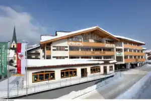 Alpen Glück Hotel Kirchberger Hof, Кирхберг