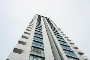 Elegant 1BR Veranda Residence @ Puri Apartment by Travelio, Джакарта