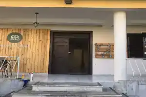 Tirana City Rooms (Vatra e Lagjes), Тирана