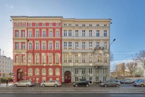 Stylish Apartment in Wrocław by Renters, Вроцлав