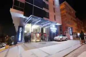 Demora Hotel, Анкара