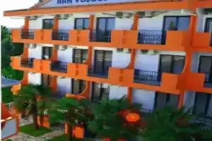 Hotel «Sirena Marta», Сутоморе