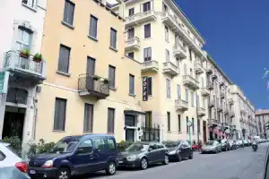 Hotel «Paradiso», Милан