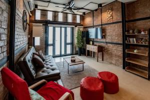 Luxury Industrial Flat 5 Mins From Nimman, Чианг Май