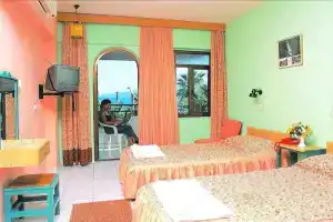 Karadeniz Hotel, Мармарис