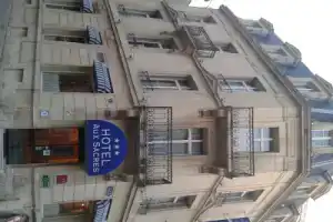 Brit Hotel Aux Sacres Reims Centre, Реймс