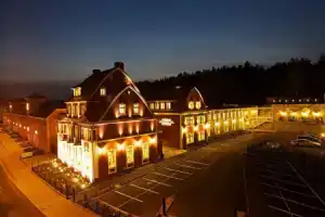 Hotel «Dvorana», Карловы Вары