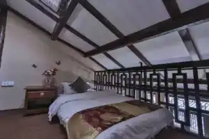 Imperial Dragon Village, Лицзян