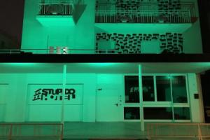 Stupido Hotel, Римини