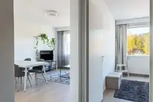 1BR Apartments next to Railway Station, Free Parking, Balcony, Лахти