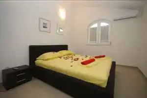 Apartments Anđela, Бечичи