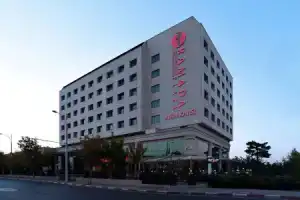 Ramada Plaza Altin Kayisi Hotel, Малатья