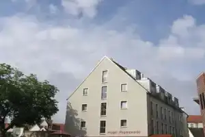 Hotel «zur Promenade», Донаувёрт