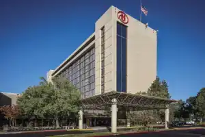 Отель «Hilton Arden West», Сакраменто
