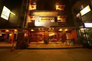 Lotus Hotel Patong, Патонг