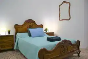 Lovely Studio Apartment with Terrace (CB5EV), Аликанте