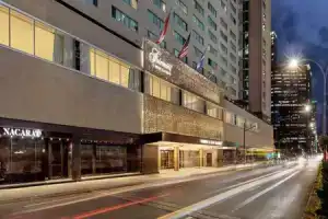 Fairmont The Queen Elizabeth, Монреаль