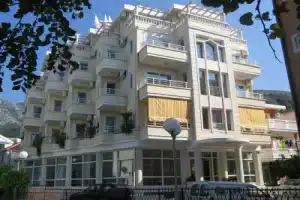 Hotel «Obala», Будва