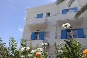 Tilemachos Rooms & Studios, Адамас