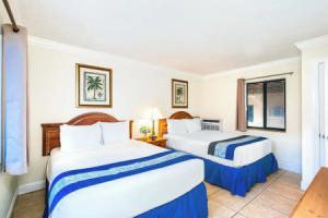 Emerald Seas Deerfield Beach Club, Бока-Ратон