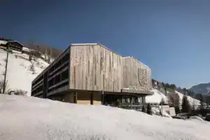 Отель «Goldstück», Заальбах