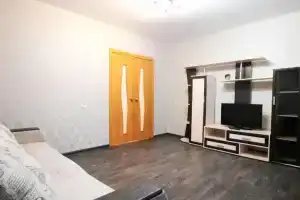 Апартаменты на улице 3 Августа, Красноярск