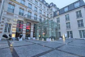Kube Hotel Paris - Ice Bar, Париж