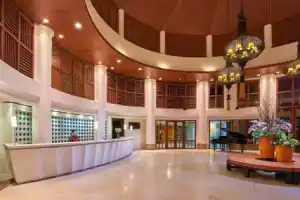 The Tide Resort - Sha Plus Certified, Банг Саен