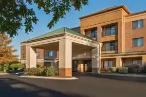 Отель «Courtyard Research Triangle Park», Дарем