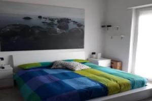 Flat 1 Bedroom 1 Bathroom - Albenga, Альбенга