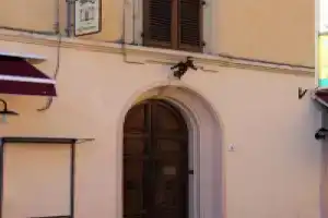 Camere Renzi, Вольтерра