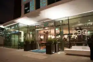 Motel «One London-Tower Hill», Лондон