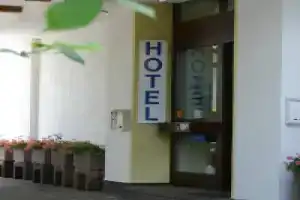 Hotel «Demas Garni», Унтерхахинг