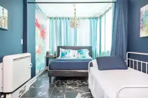 ATL Downtown Condo with Free Parking, Атланта